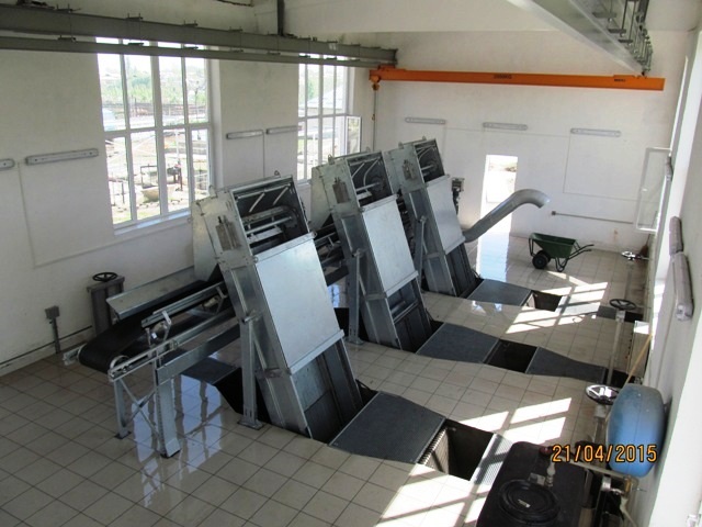 2015-04-21_Completed-Screening-Building